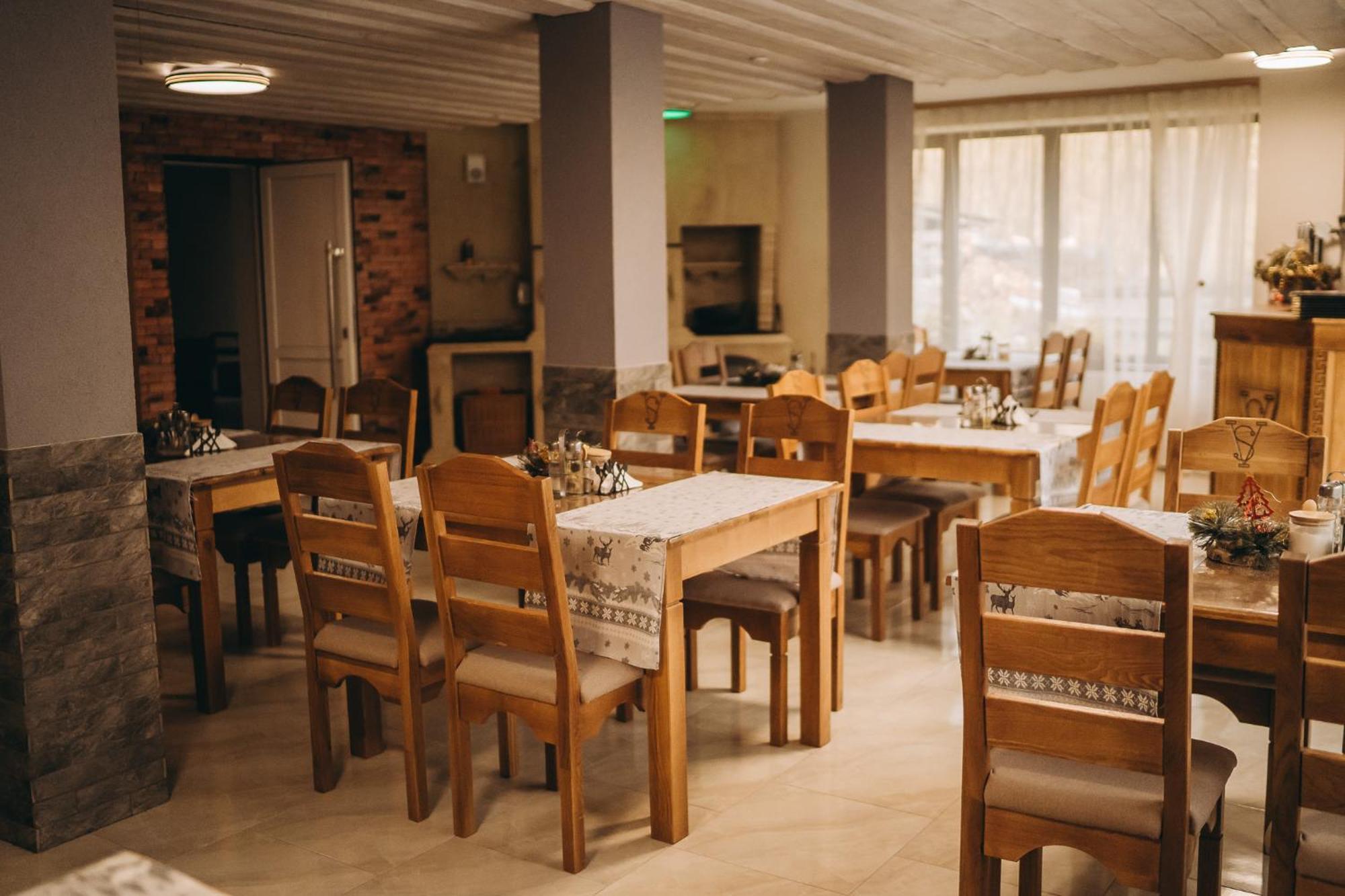 Sv Hotel&Camp Лазещина Екстериор снимка