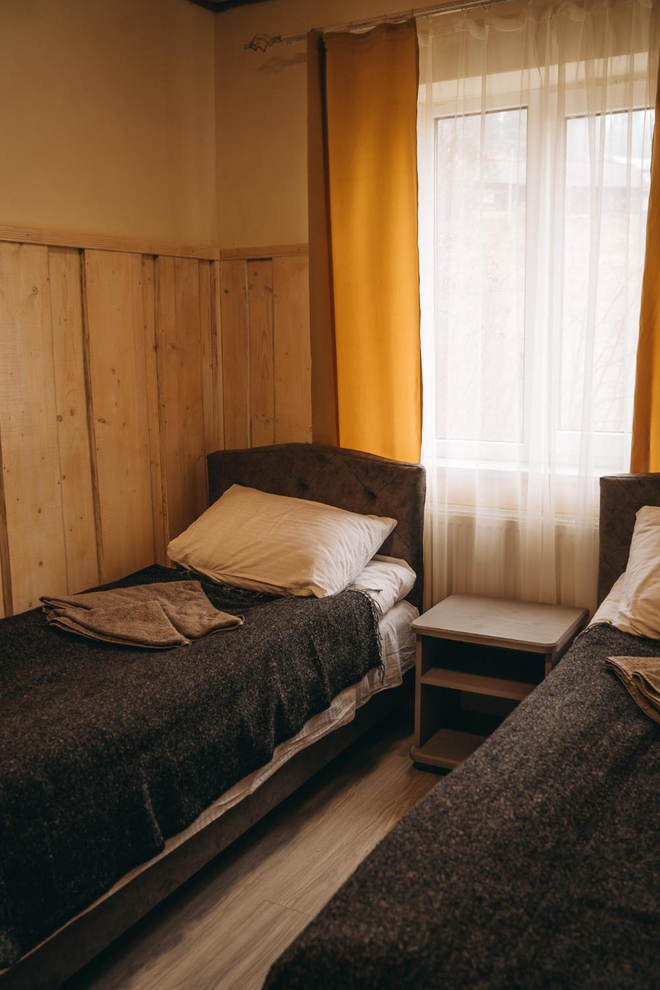 Sv Hotel&Camp Лазещина Екстериор снимка