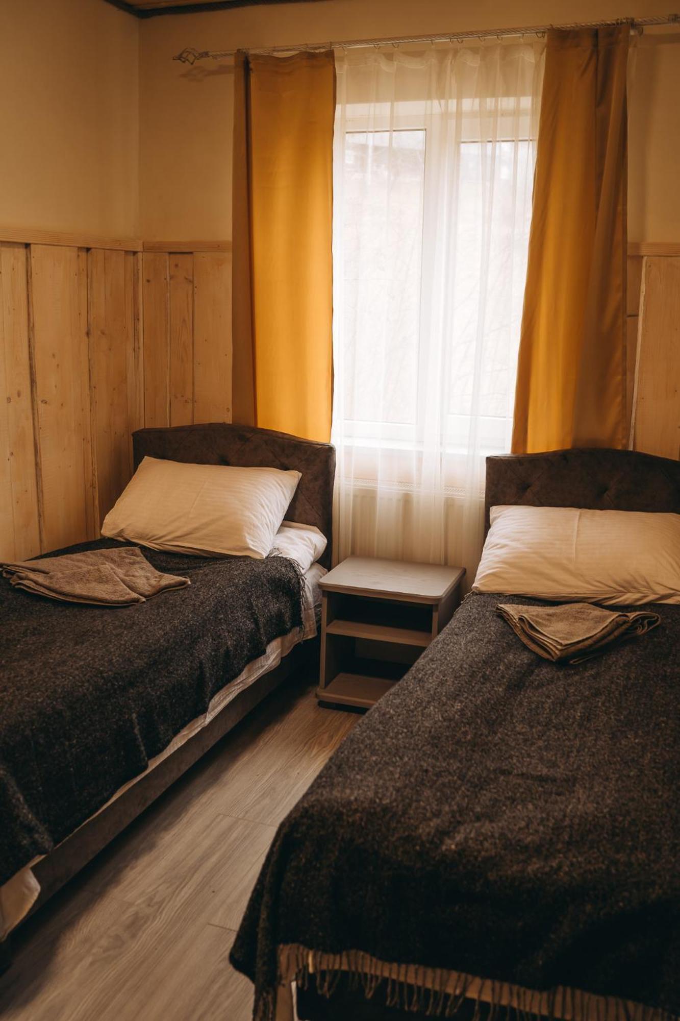 Sv Hotel&Camp Лазещина Екстериор снимка